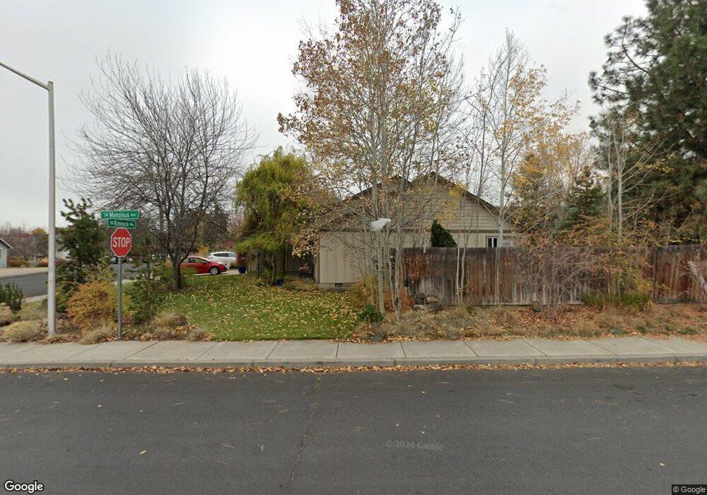 2204 SW Metolius Ave, Redmond, OR 97756 - photo 1