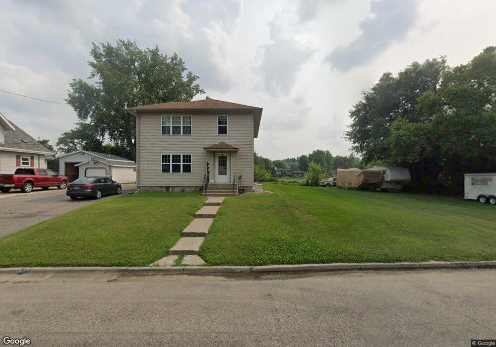 507 8th St SW, Jamestown, ND 58401 - photo 1