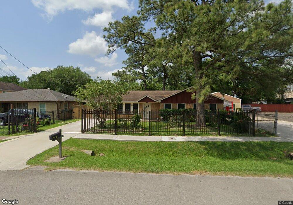 3309 Lakewood Dr, Houston, TX 77093 - photo 1