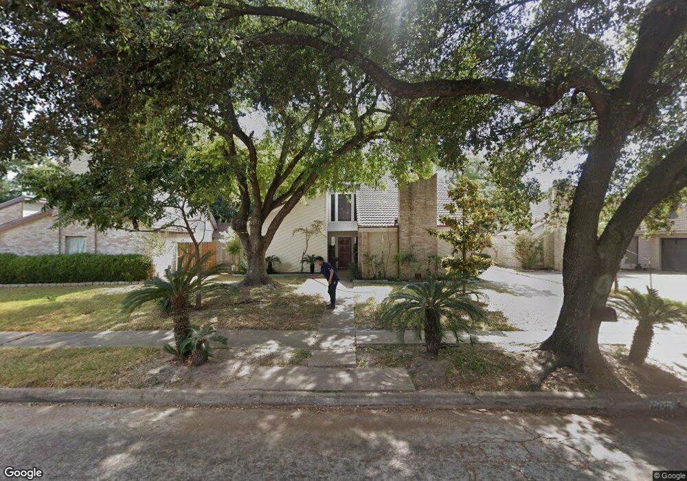 6011 Gallant Forest Dr, Houston, TX 77088 - photo 1