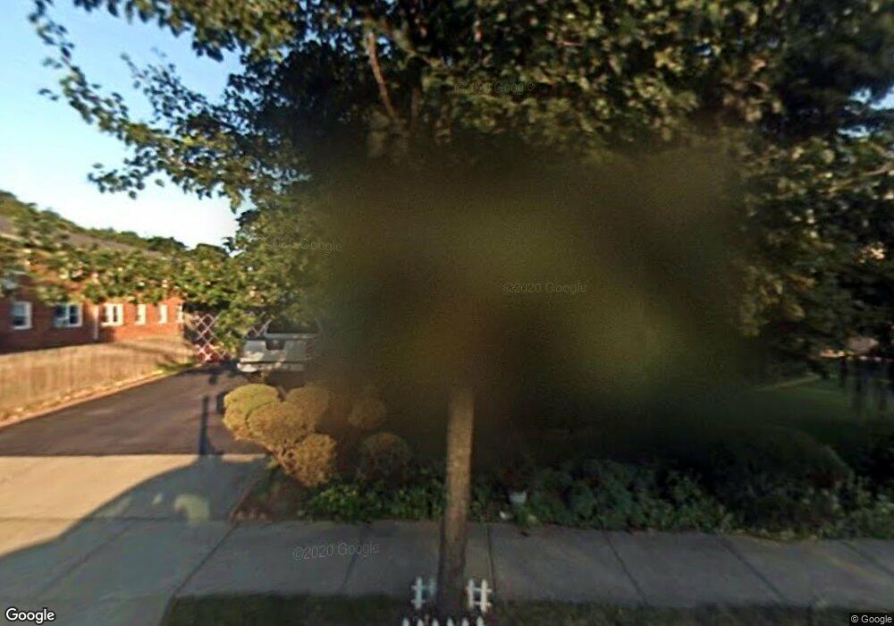 201 Woodfield Rd, West Hempstead, NY 11552 - photo 1