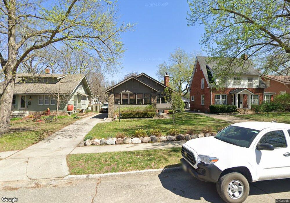 1427 43rd St, Des Moines, IA 50311 - photo 1