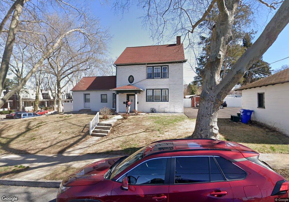 600 Crescent Ave, Reading, PA 19605 - photo 1