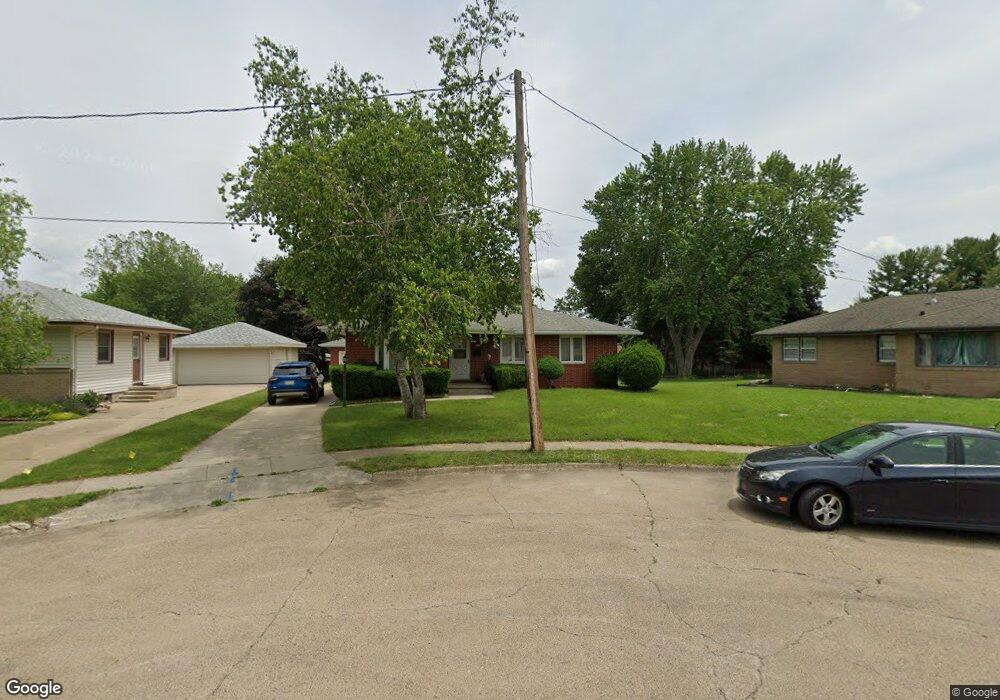 3011 Roblang Ct, Des Moines, IA 50317 - photo 1