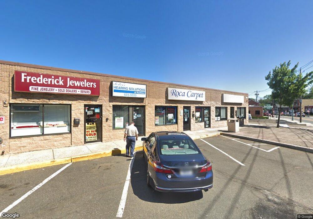 219 S Middletown Rd unit 4A, Nanuet, NY 10954 - photo 1