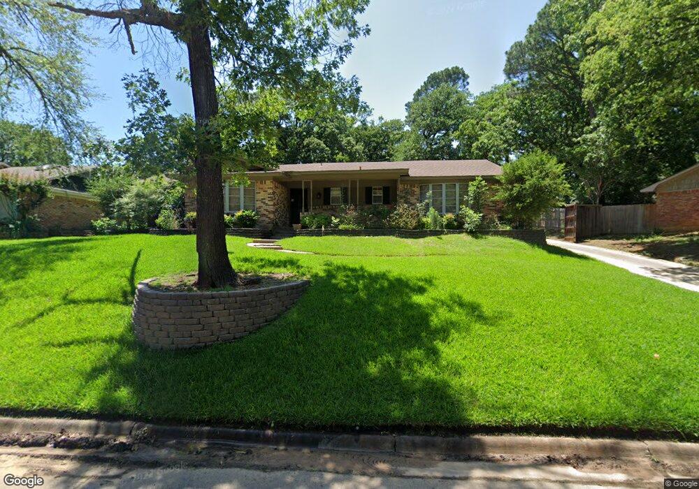 607 Royal Ridge Dr, Denison, TX 75020 - photo 1