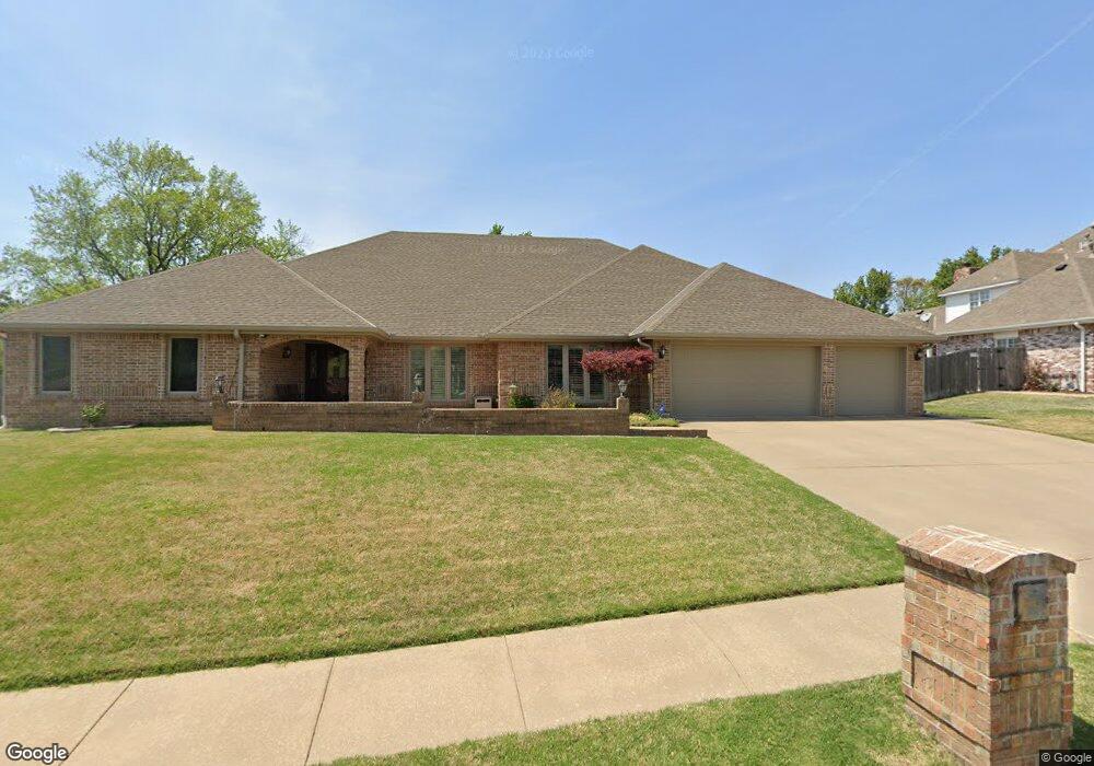 3009 Kingston Dr, Bartlesville, OK 74006 - photo 1