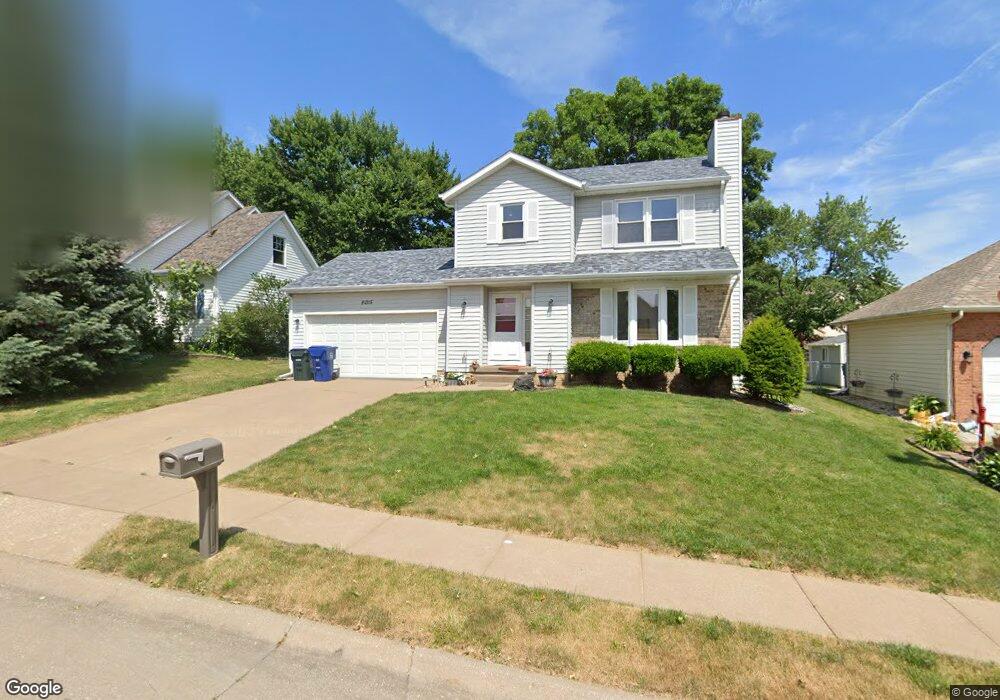 6015 N Elmwood Ave, Davenport, IA 52806 - photo 1