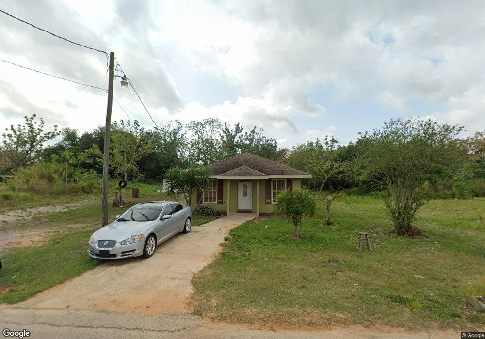 153 Ea Smith Ave, Lake Placid, FL 33852 - photo 1