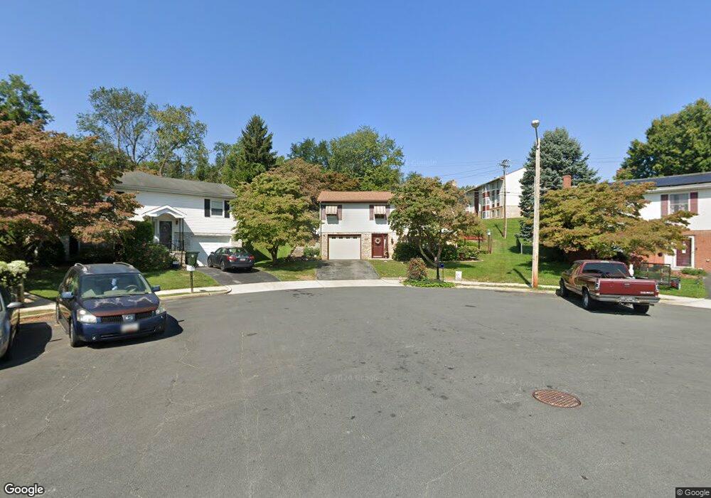 1365 Outer Dr, Hagerstown, MD 21742 - photo 1