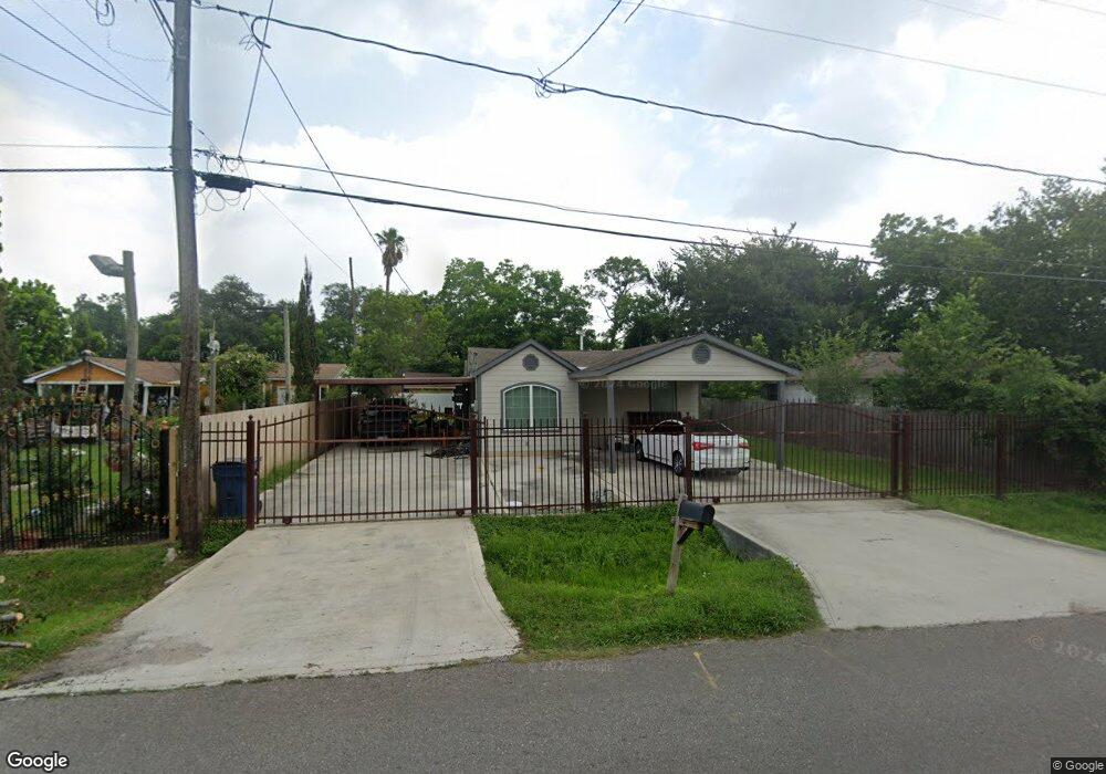1805 Warwick Rd, Houston, TX 77093 - photo 1
