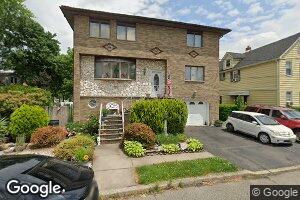 28 Daniel St, Moonachie, NJ 07074