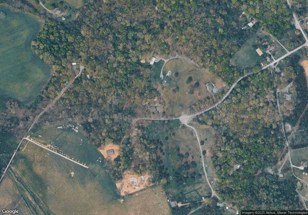 115 Swartz Ln, Waynesboro, VA 22980 - photo 1