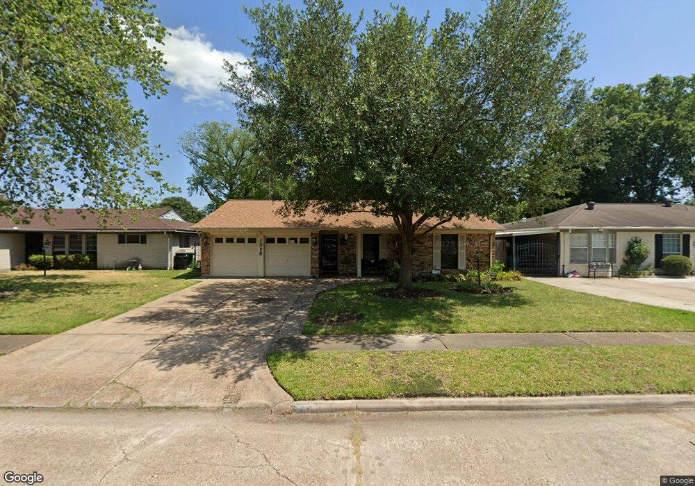 1318 Rim Rock Dr, Houston, TX 77088 - photo 1