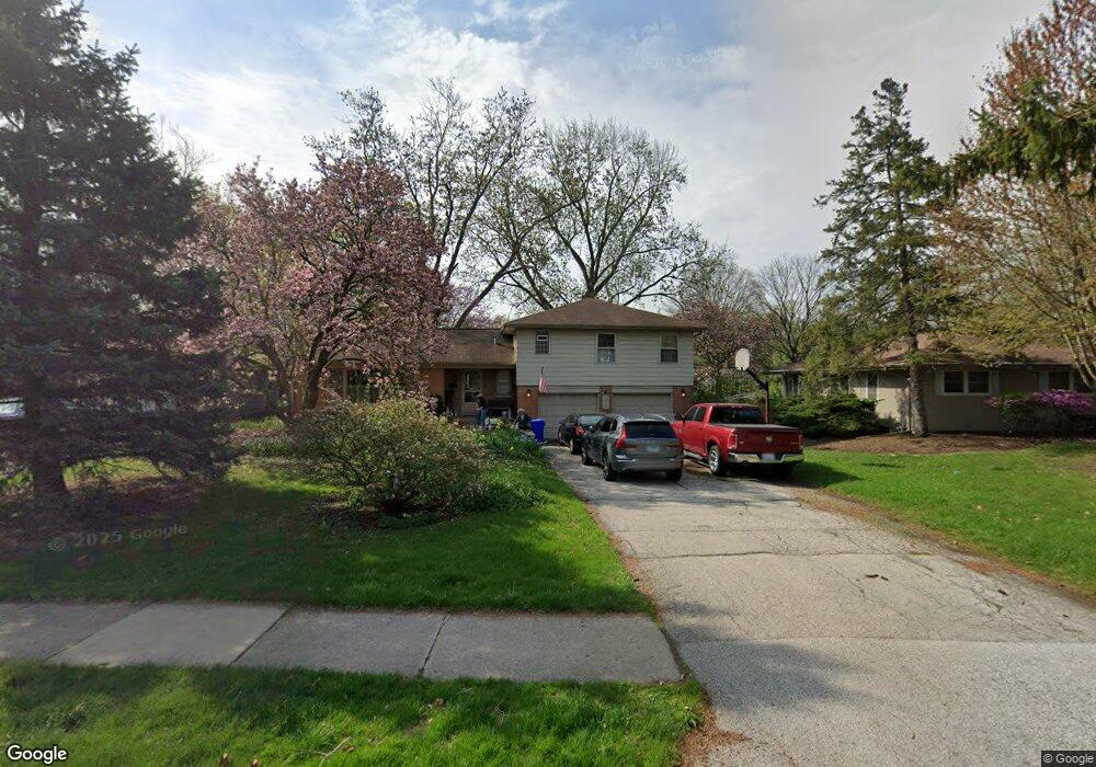 320 W Elm St, Wheaton, IL 60189 - photo 1