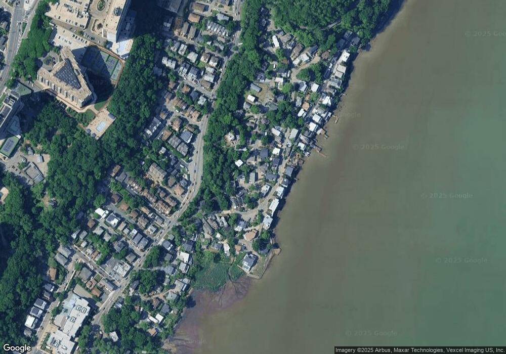 12 Colony Rd, Edgewater, NJ 07020 - photo 1