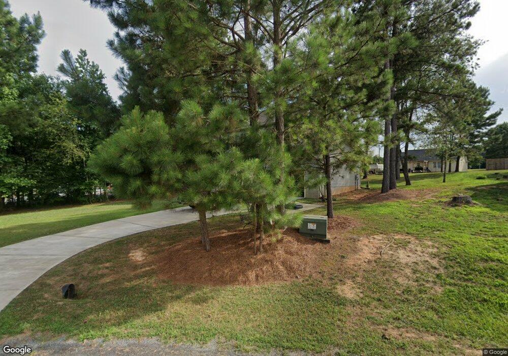1576 Stonecroft Dr, Lincolnton, NC 28092 - photo 1