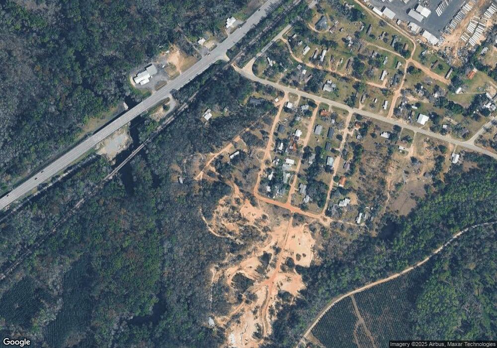 5041 Crosby Cir, Blackshear, GA 31516 - photo 1