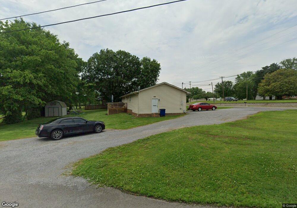 898 Railroad Ave, Shelbyville, TN 37160 - photo 1