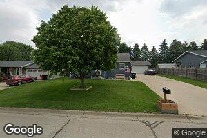 325 2nd St NE, Plainview, MN 55964