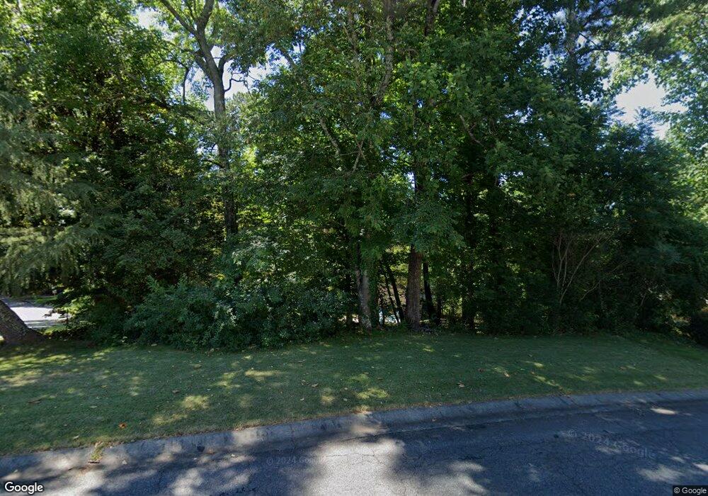 5511 Willow Point Pkwy, Marietta, GA 30068 - photo 1