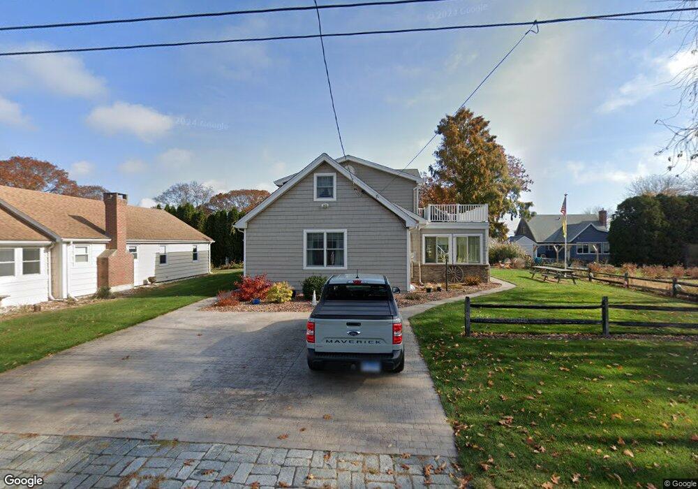 76 Center Beach Ave, Old Lyme, CT 06371 - photo 1