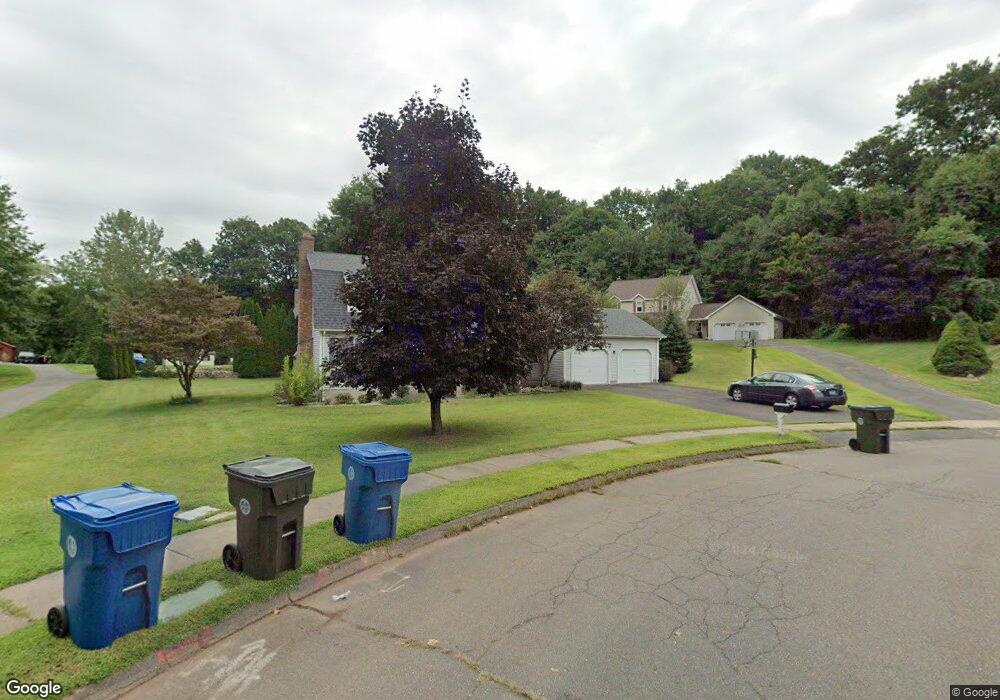 35 Pebble Brook Ct, Berlin, CT 06037 - photo 1