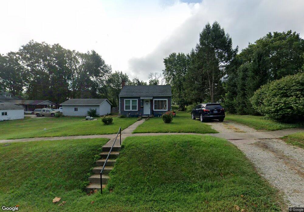 238 S Stowe St, Virginia, IL 62691 - photo 1