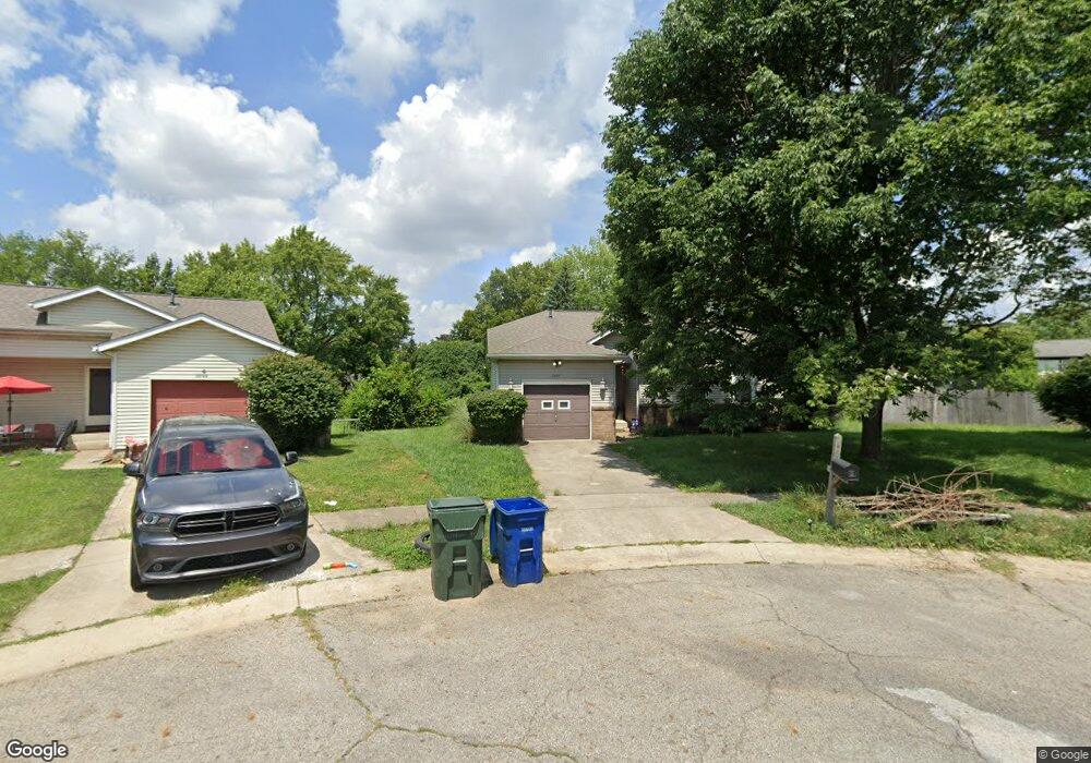 1591 Butterfly Ct, Columbus, OH 43223 - photo 1