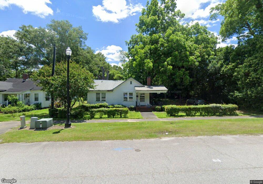 713 Rutledge St, Camden, SC 29020 - photo 1