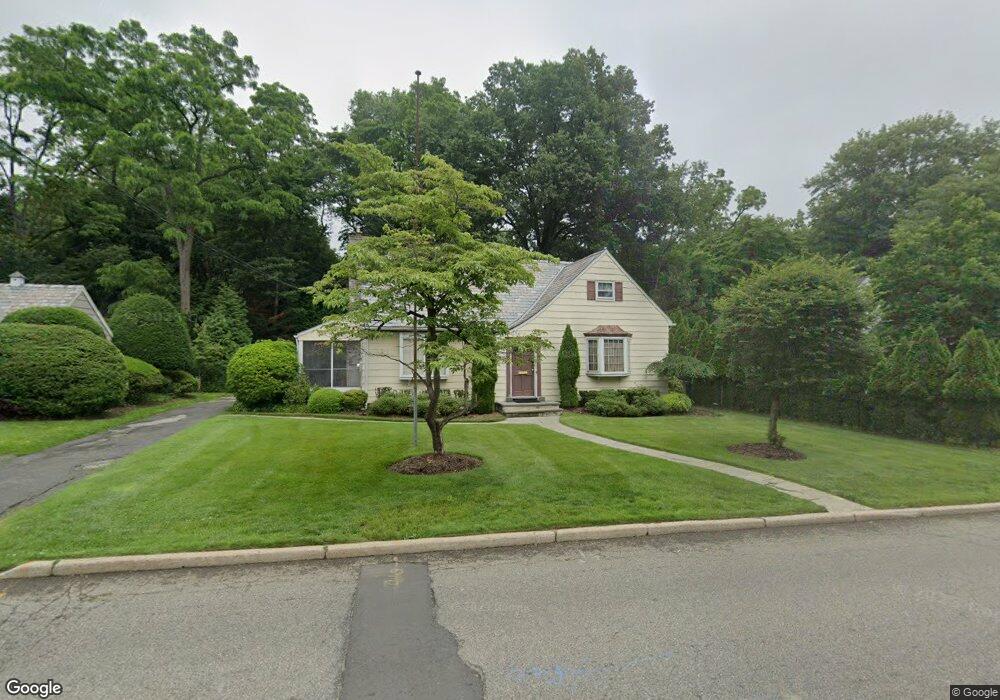 49 Ivy Ln, Tenafly, NJ 07670 - photo 1