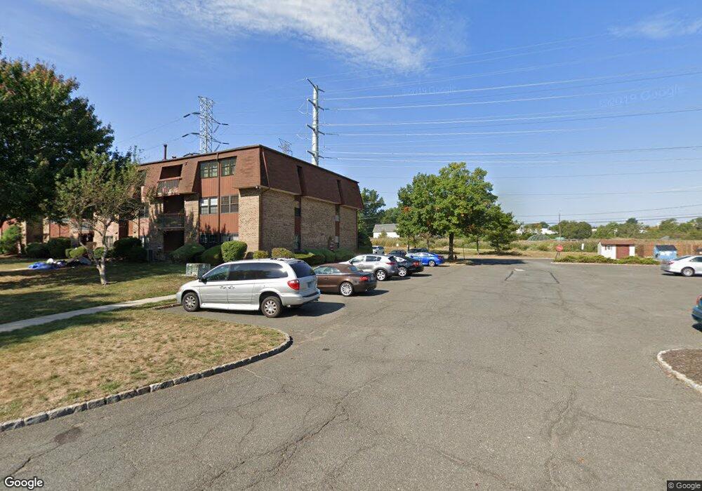 167 Overlook Ct, Woodbridge, NJ 07095 - photo 1