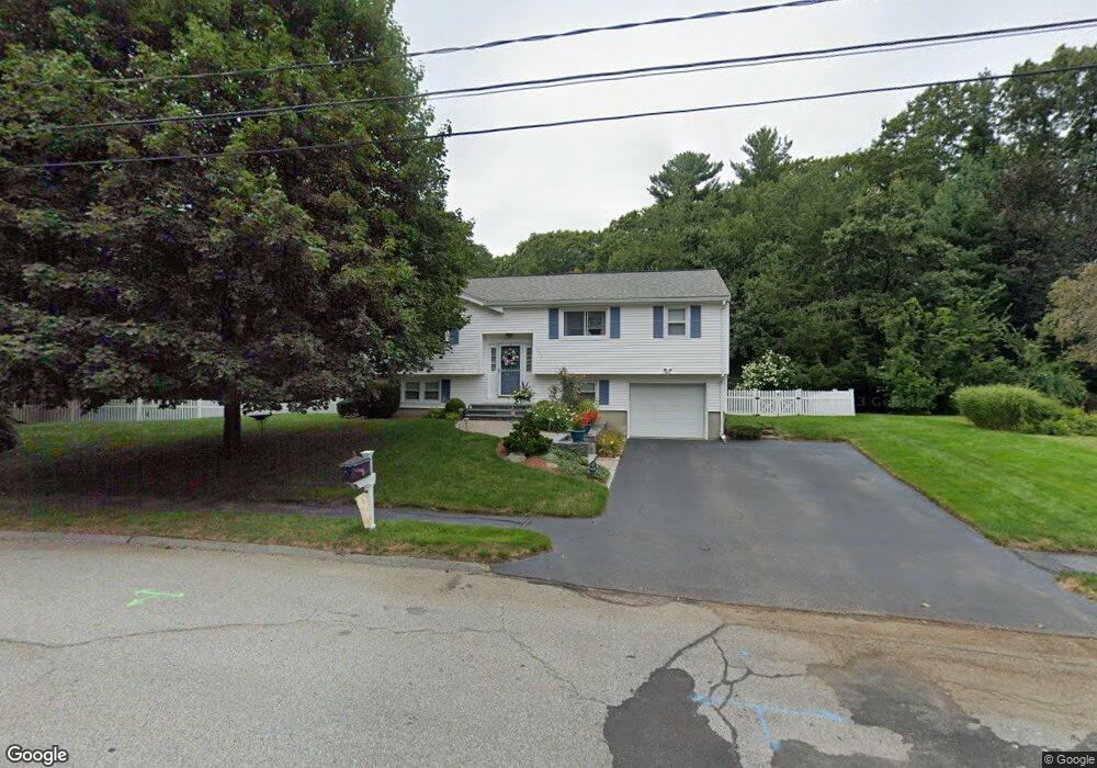 116 Bumble Bee Cir, Shrewsbury, MA 01545 - photo 1