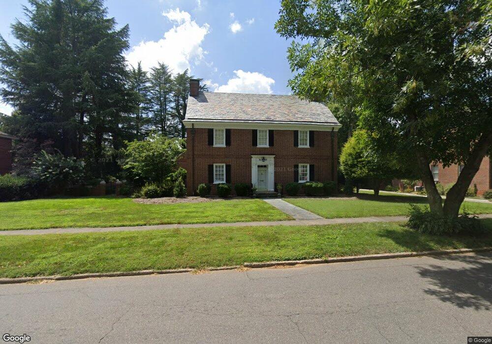 211 N Race St, Statesville, NC 28677 - photo 1