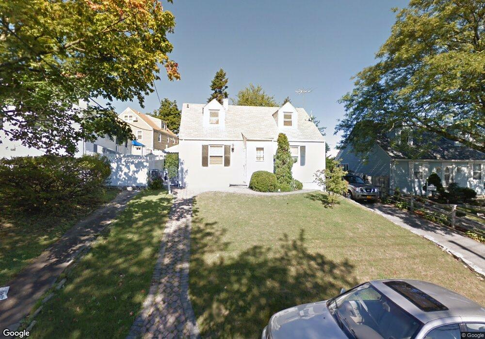 10 Kipling Rd, Yonkers, NY 10710 - photo 1