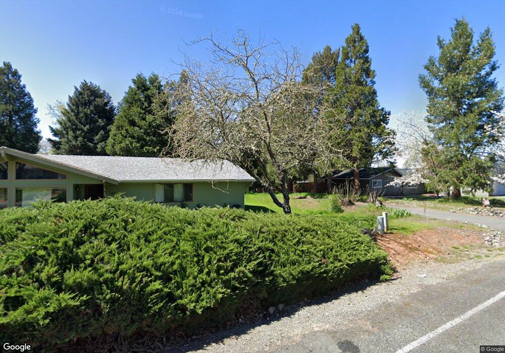 132 Saradan Ln, Grants Pass, OR 97527 - photo 1