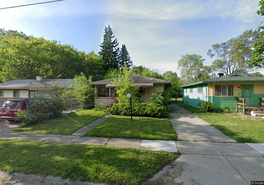 517 W Bundy Ave, Flint, MI 48505 - photo 1