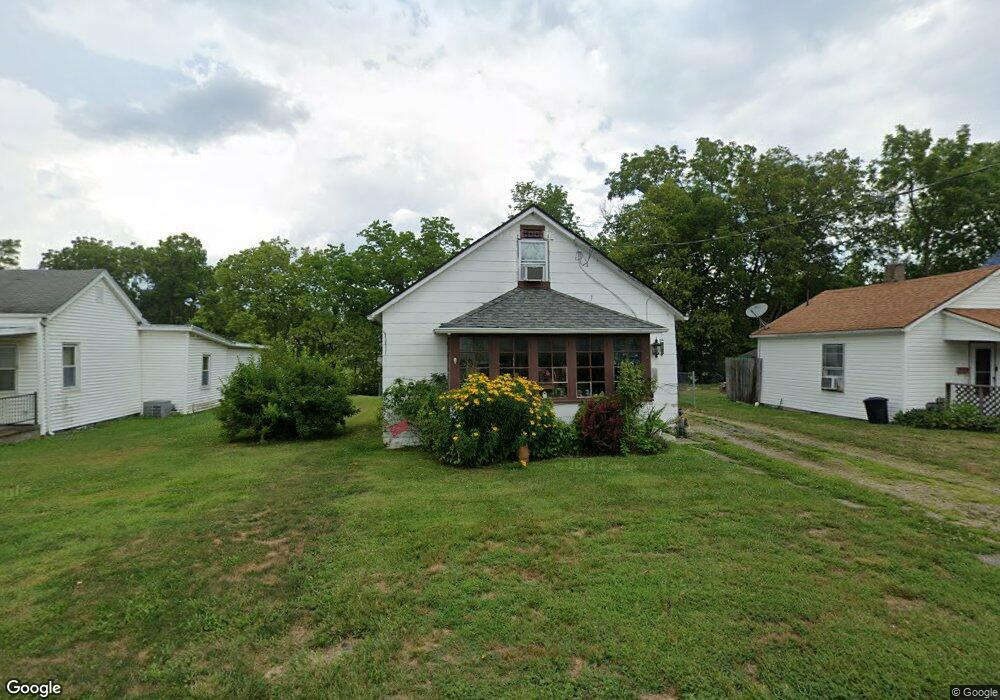 142 W Fancy St, Blanchester, OH 45107 - photo 1