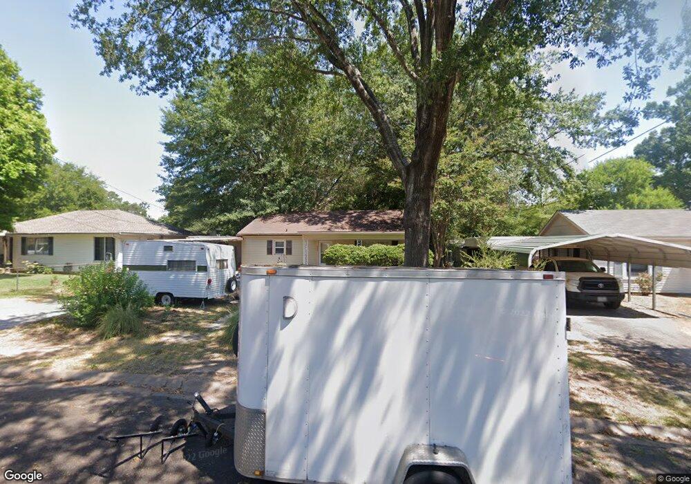 505 Layton St, Kilgore, TX 75662 - photo 1