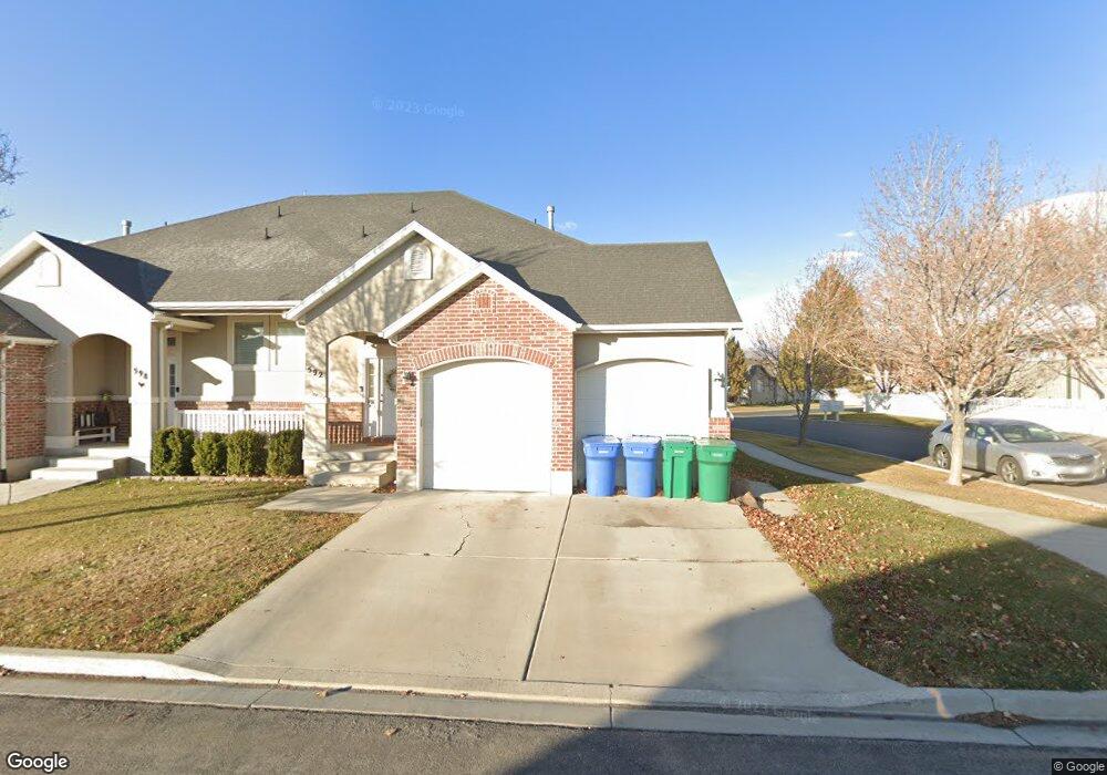 592 W Circle Cove, Lehi, UT 84043 - photo 1