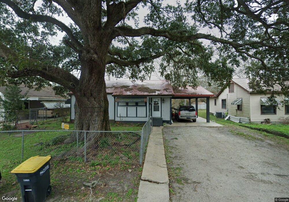 612 Broussard St, New Iberia, LA 70560 - photo 1