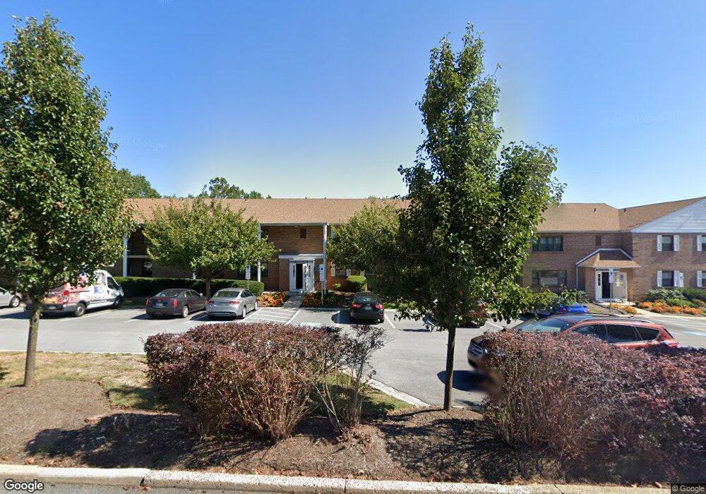 107 Woodstream Dr, Norristown, PA 19403 - photo 1