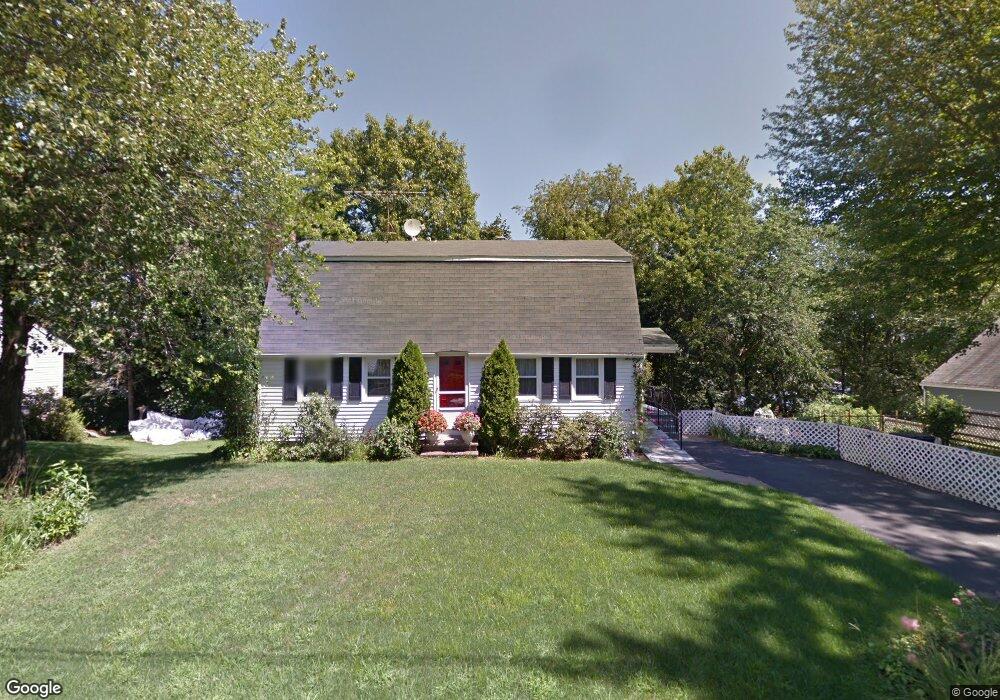 14 Greenlay St, Nashua, NH 03063 - photo 1