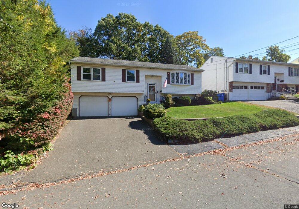 76 Worcester Ave, Waterbury, CT 06705 - photo 1