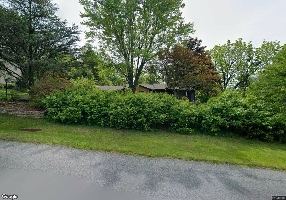 5861 Deer Dr, Zionsville, PA 18092 - photo 1