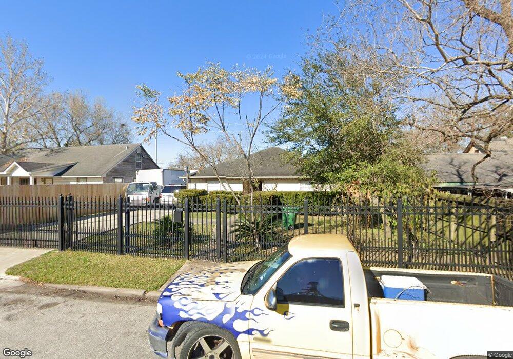 7139 Sloan St unit 1, Houston, TX 77087 - photo 1