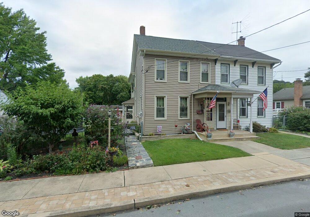 1041 Spruce St, Columbia, PA 17512 - photo 1