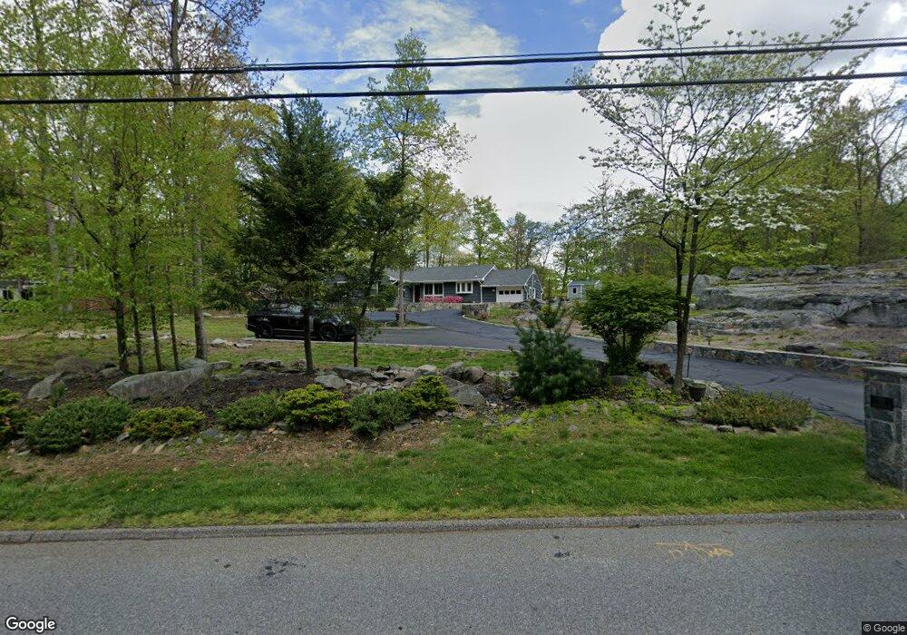 711 Long Hill Rd W, Briarcliff Manor, NY 10510 - photo 1