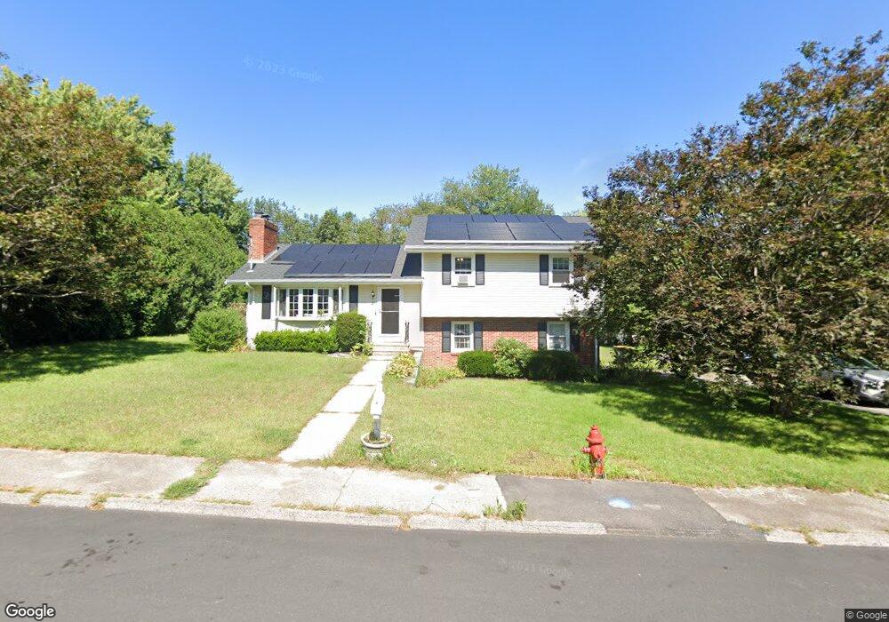 25 Daniel Dr, Bellingham, MA 02019 - photo 1