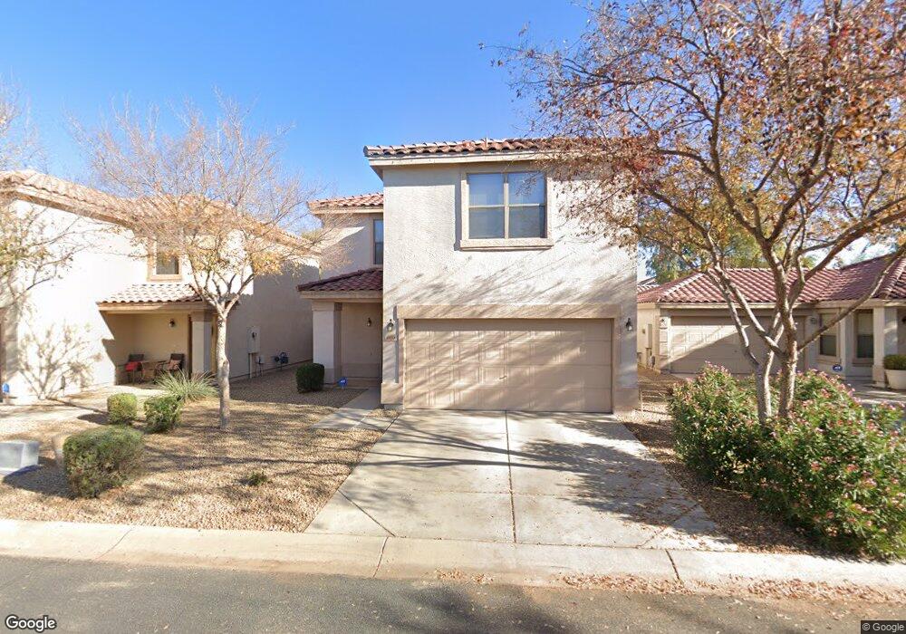 660 E Woodsman Place unit II, Chandler, AZ 85286 - photo 1